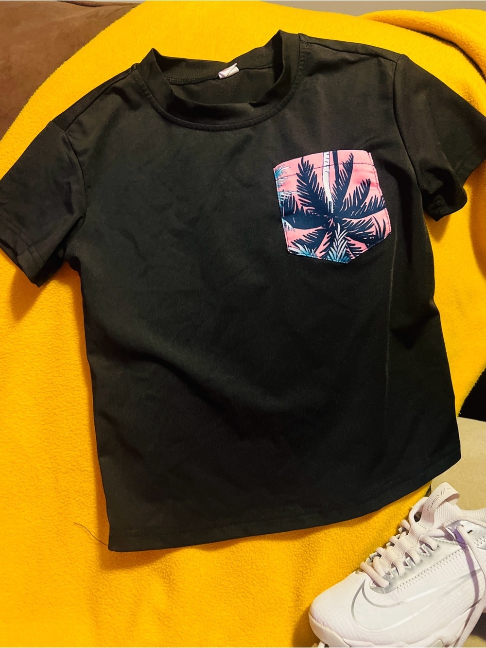 Black Tee with Palm Tree Pocket (SHEIN 3-6 years of age)